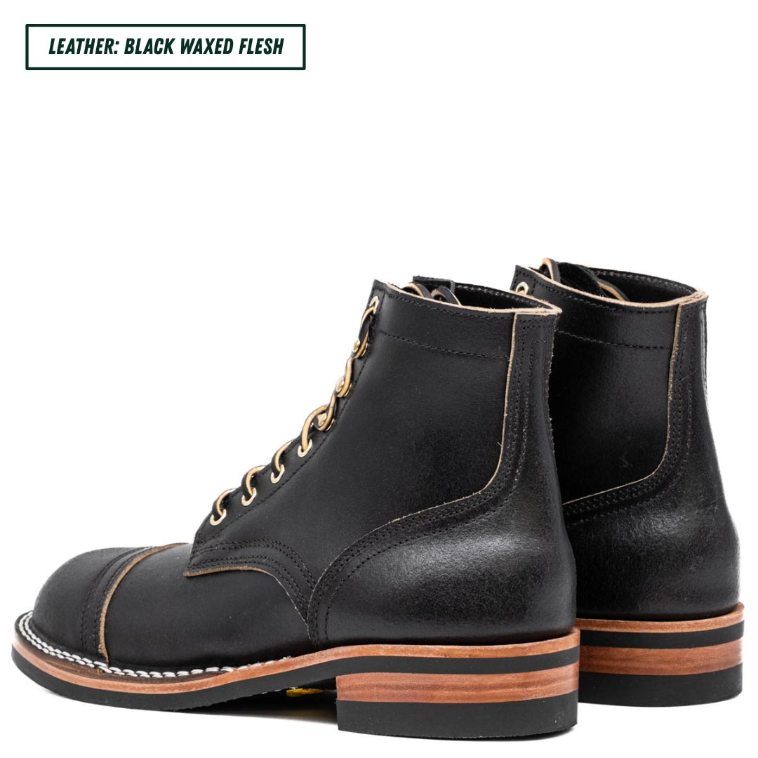 Nick's Falcon Stiefel aus braunem Vollnarbenleder mit V-Bar-Gummisohle